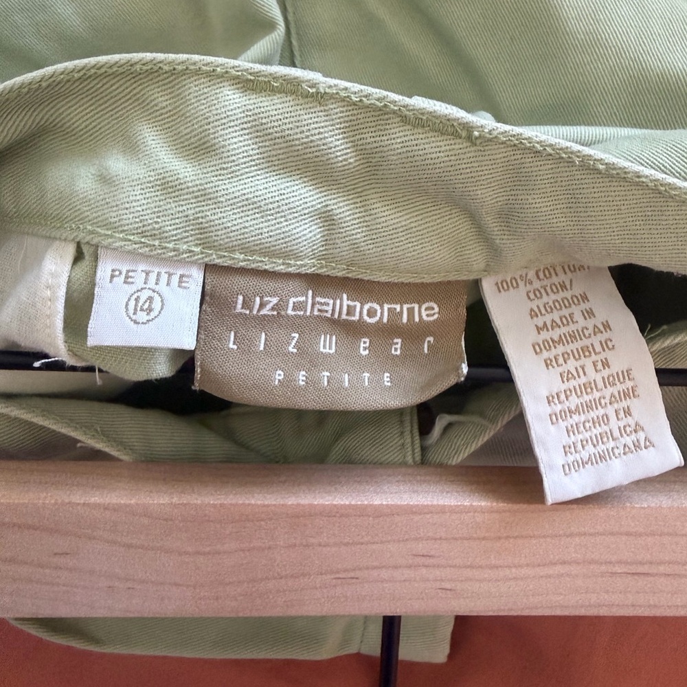 Liz Claiborne Light Sage Green Pleated Women's Pants - Picture 4 of 4